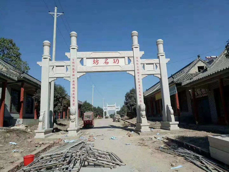 石雕牌楼