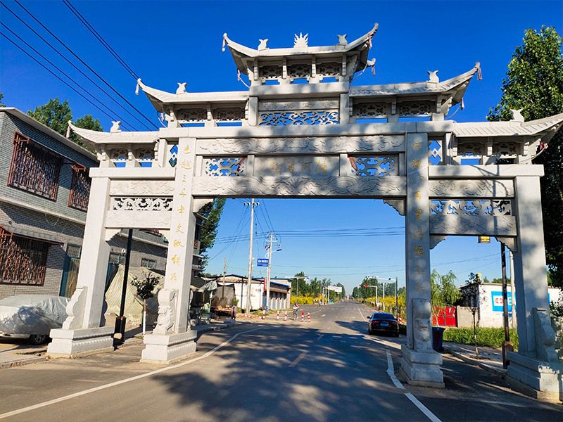 农村花岗岩石牌坊