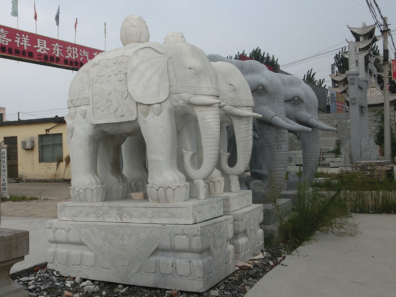 寺庙石雕大象