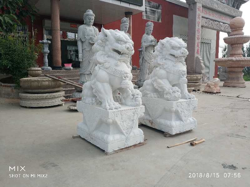 汉白玉石狮子厂家